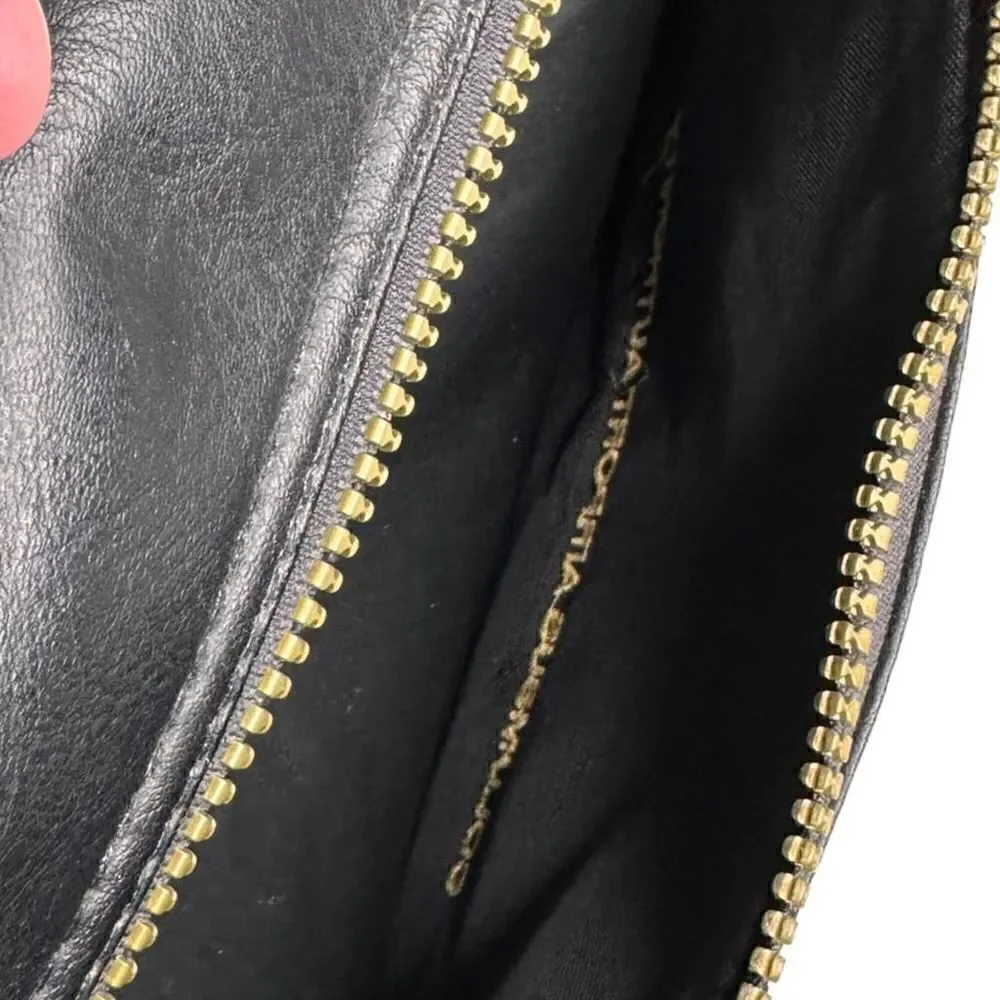Large leather travel/work bag black with lots of pockets adjustable shoulder str